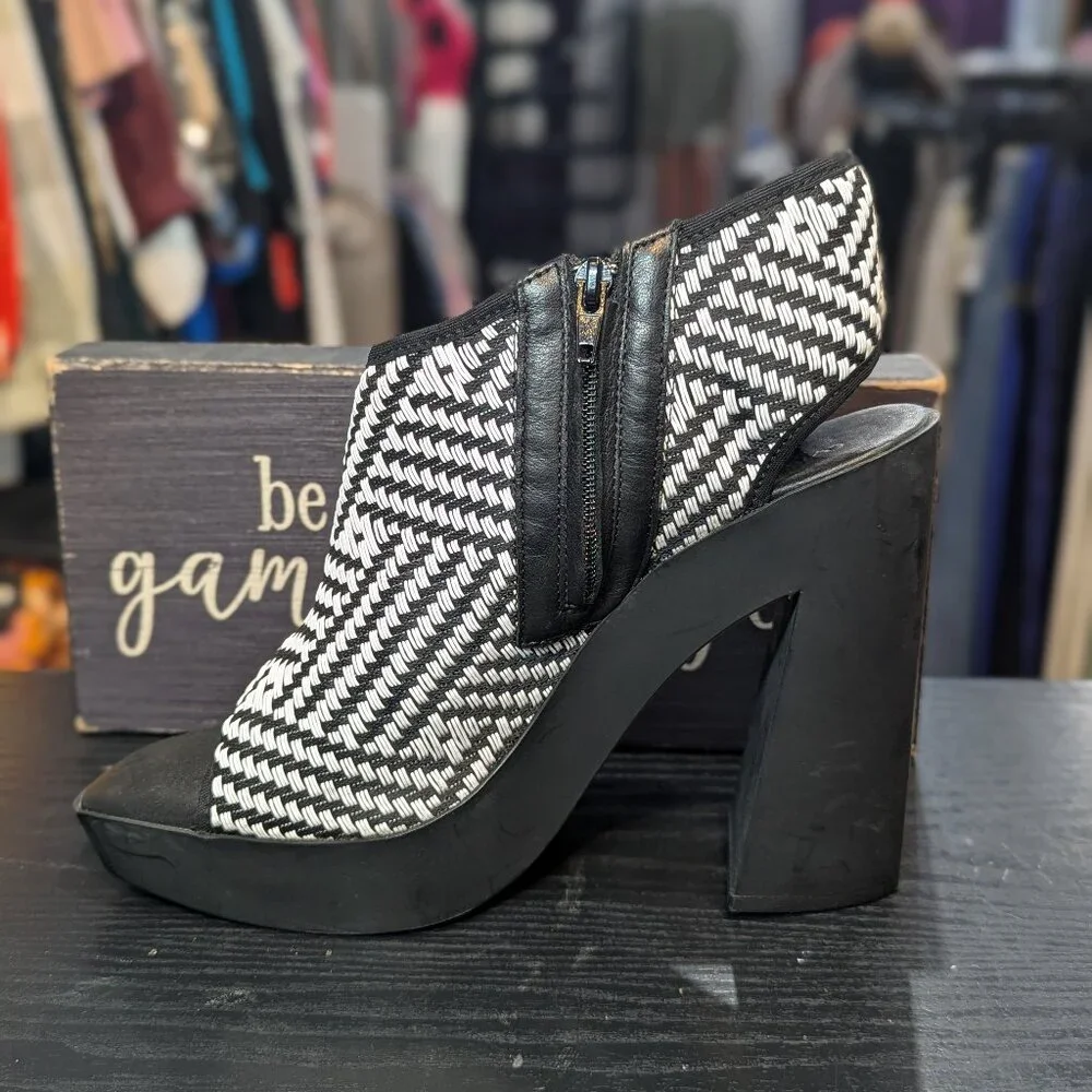 Vic Matie Platform Heels
